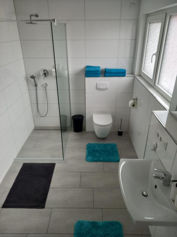 Neubau Appartement Mit Terasse, Privater Eingang,Parkplatz,Kueche Fuerth Luaran gambar